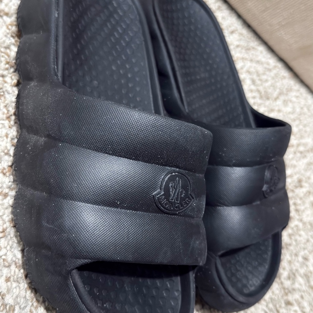 Moncler Black Padded Logo Slide Sandals size 7.5 US 38 EU - Picture 2 of 5